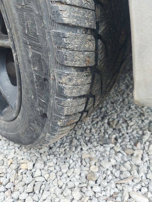Vând jante Bmw r16 în stare foarte bună ,mai multe detalii privat
