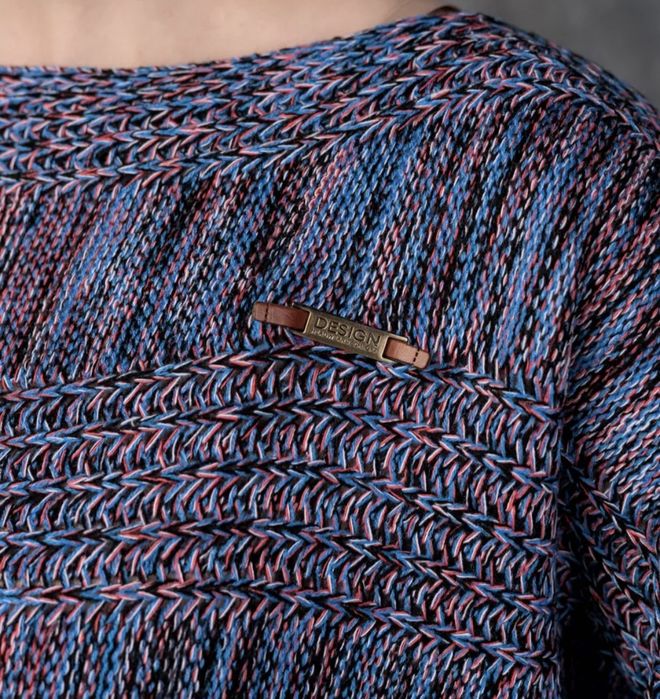 Продам свитер, свитшот.