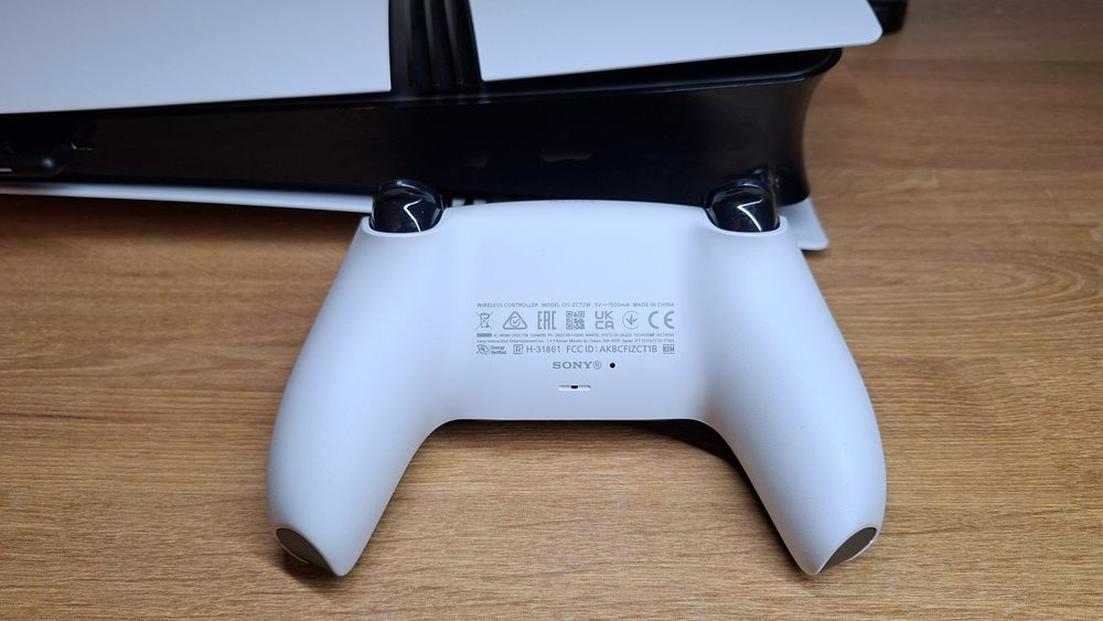 PlayStation 5 PRO 2 Tb ca nou