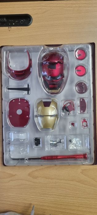 negociabil!! Casca lui Iron-Man | Nr 1 din revistă