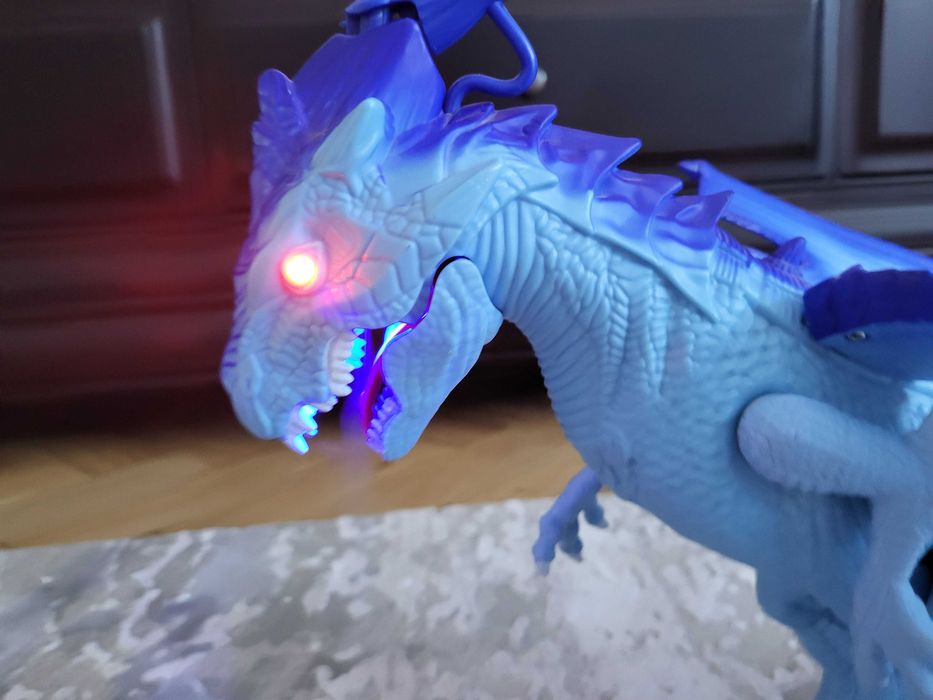 Dinozaur la jumate prețul față de magazin