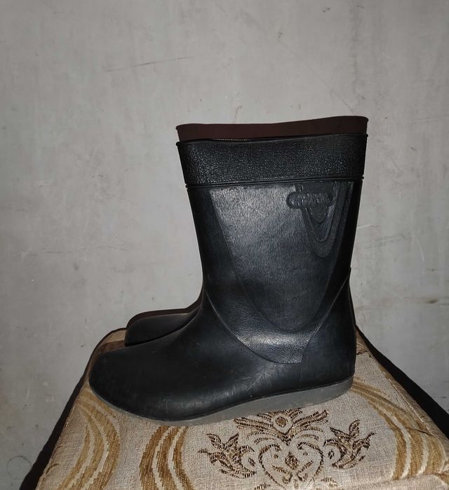 Сапоги резиновые, 42 размер.