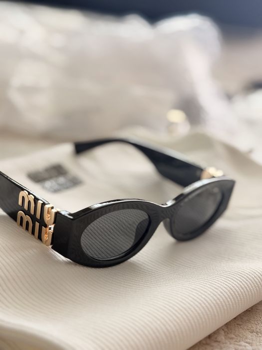 Ochelariu miu miu