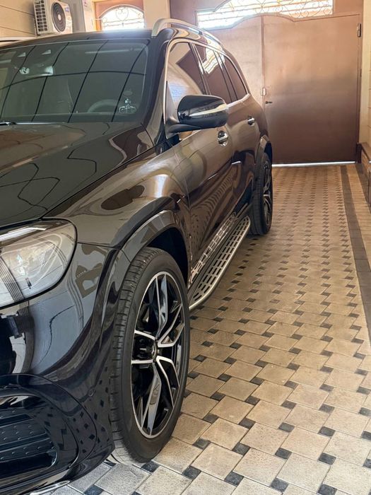 Mercedes-Benz GLS 450