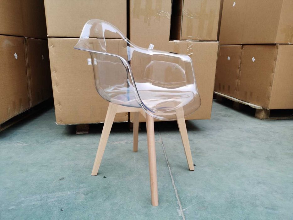 Трапезен стол Тея кристал бял поликарбонат