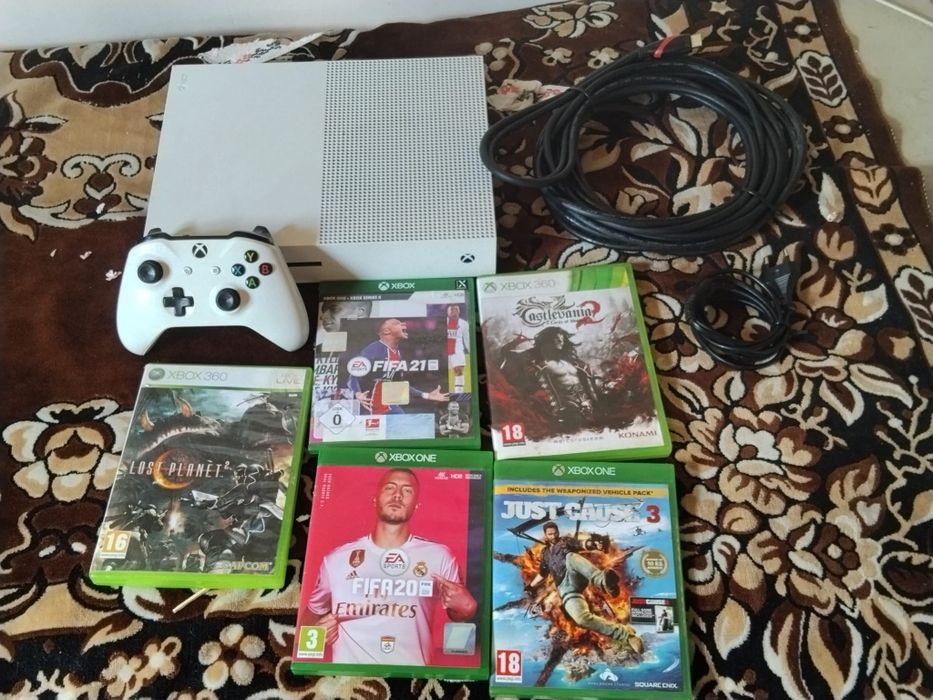 Xbox one S cu joystick