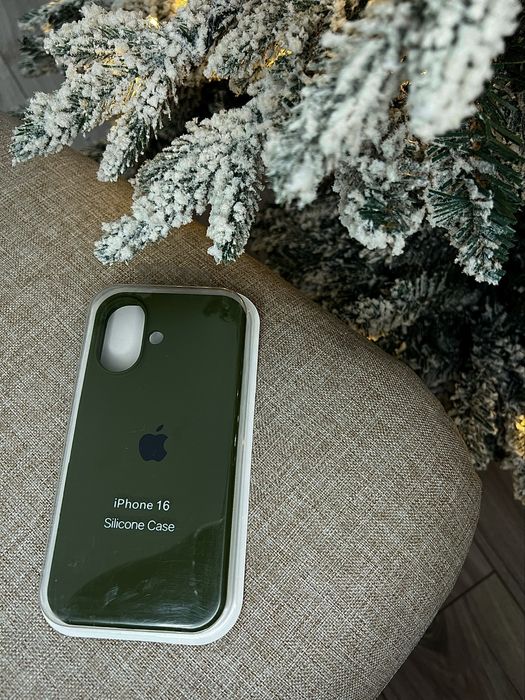 Huse premium din silicon pentru iPhone 16