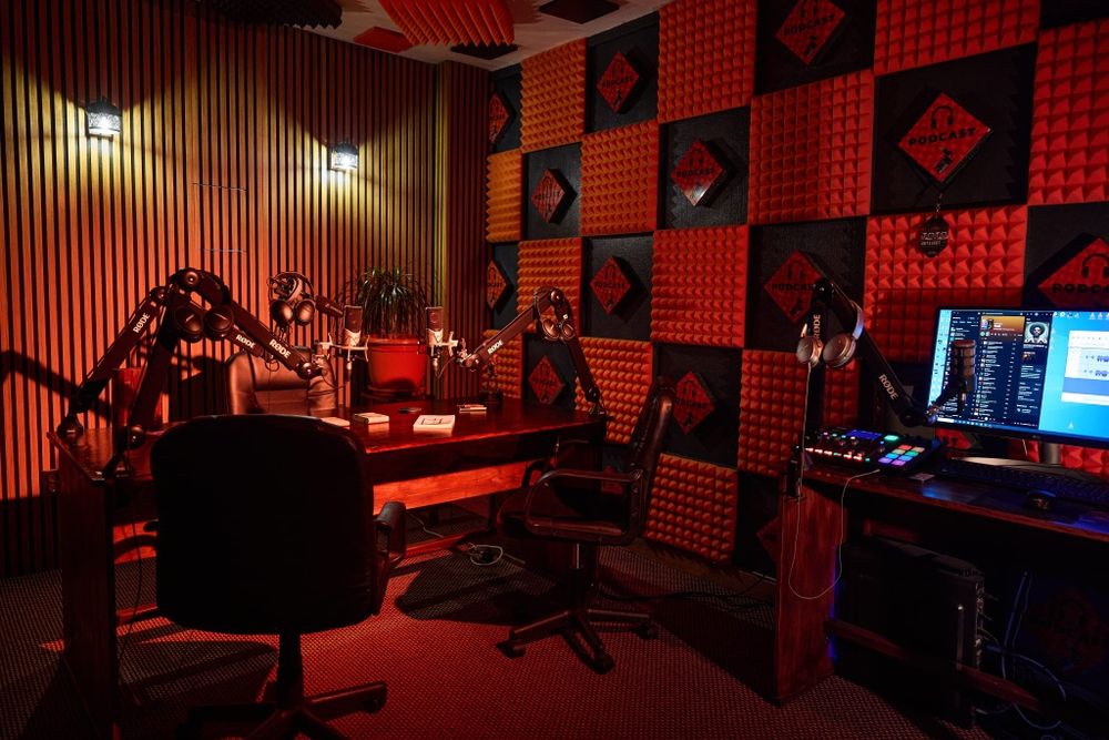 Închiriez studio Podcast