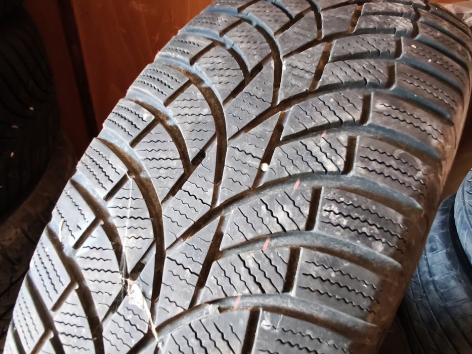 4бр. Зимни Гуми 235-60-17 TOYO Dot2022