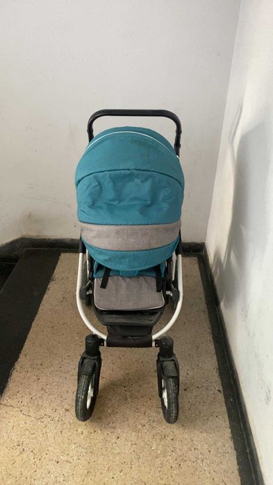 Детска количка с два коша.