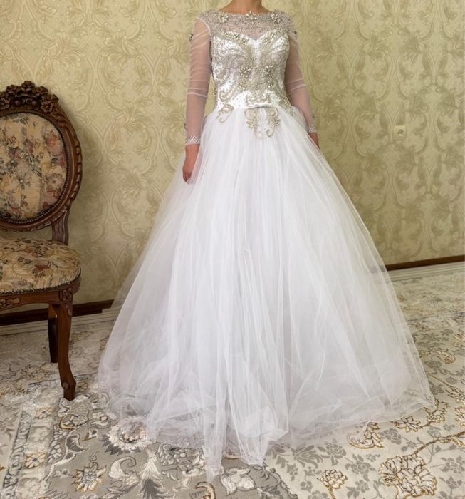 Свадебное платье