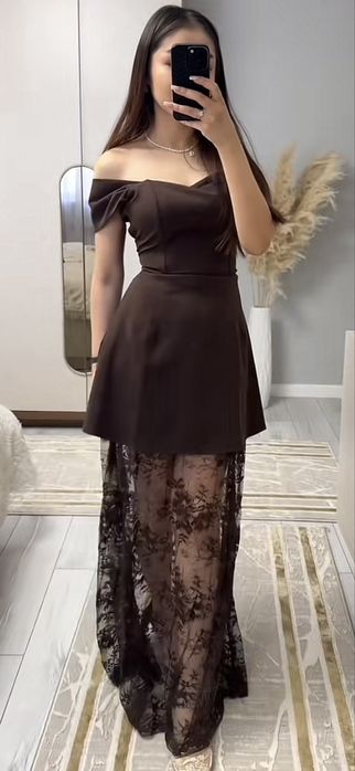 Вечернее коричневое платье с кружевом