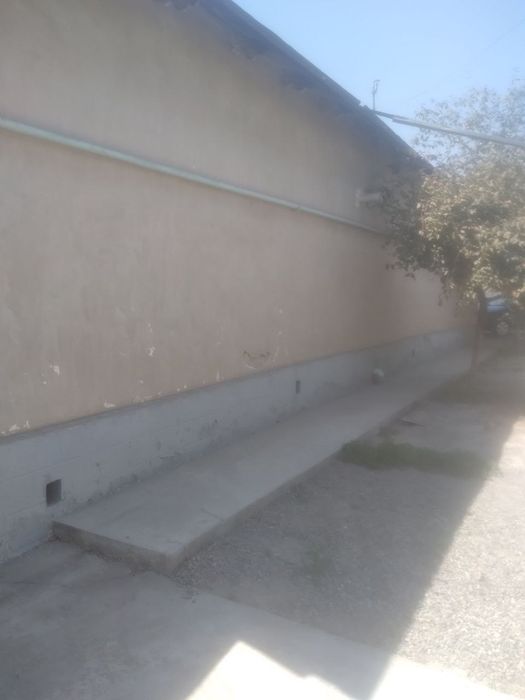 Uy sotiladi. Srochna 13 sotix .. Sergeli tumanibu narx 1sotigi