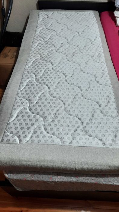 Продават се два топ матрака на Wellpur  модел Т110