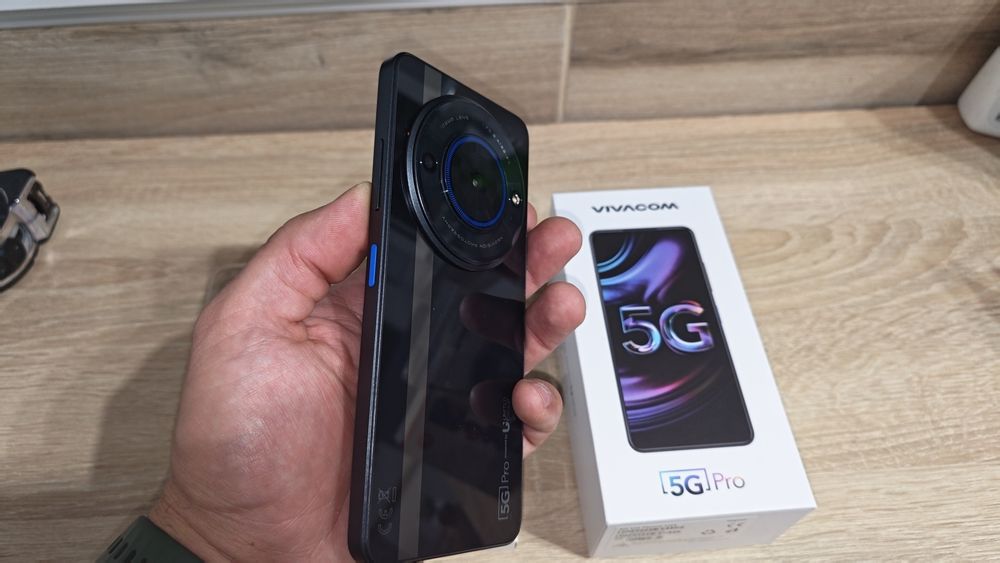 Телефон vivacom 5g pro
