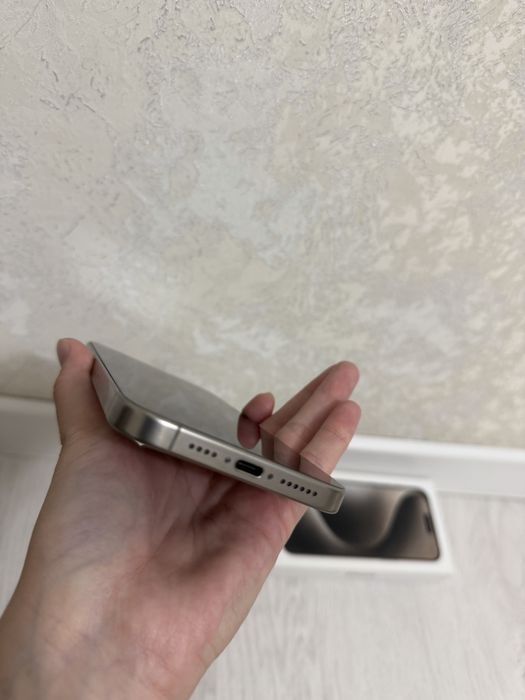 Айфон 15 Про Макс