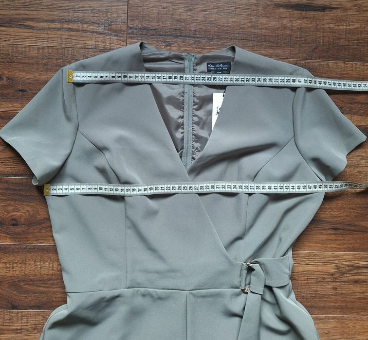 Salopeta scurta Miss Selfridge verde-gri