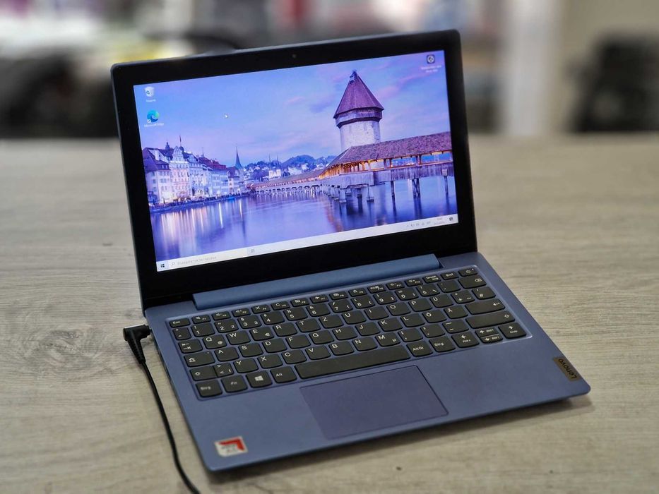 LENOVO Ideapad Slim 1-11AST-05, 11.6", AMD A6-9220e, RAM 4GB, 64GB