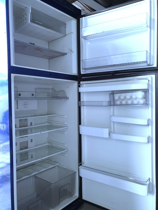 Холодильник продам