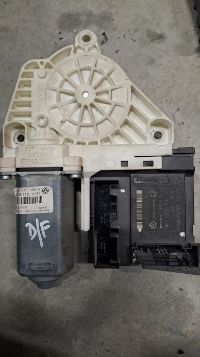 Motoras macara geam dreapta fata ​Volkswagen Passat B6 golf skoda