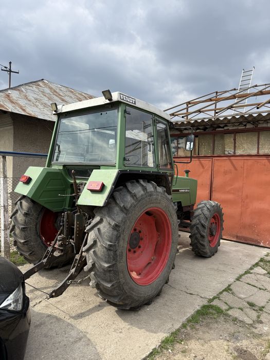 Fendt 306 4x4 - incarcator frontal