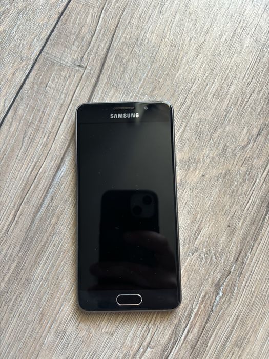 Samsung Galaxy A3 (2016) SM-A310F – Negru – Stare impecabilă / Liber de rețea