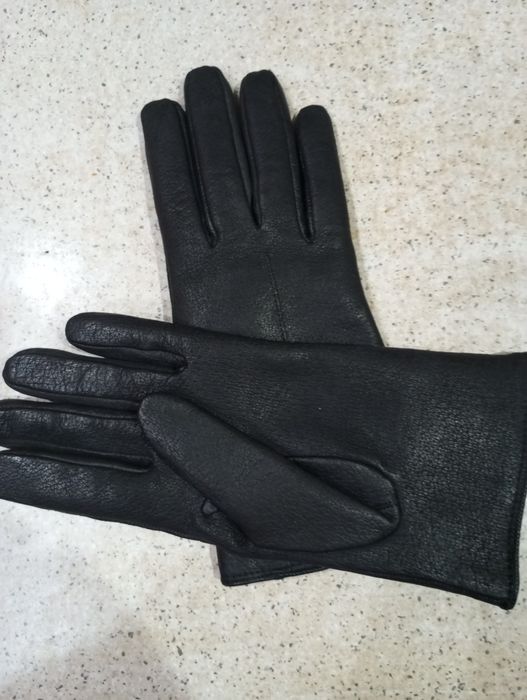 Кожанные перчатки