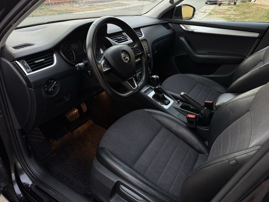 SKODA Octavia 2015 — imagine 5