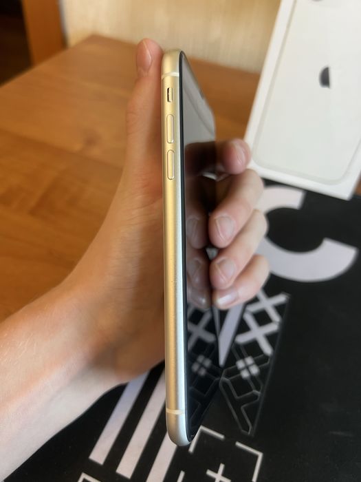 iPhone 11 128GB 100% акб
