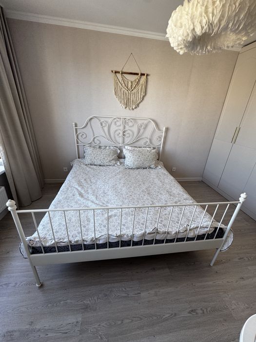 Кровать Икеа  180*200