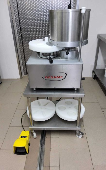 Masina automata de facut hamburgeri GESAME MH - 100