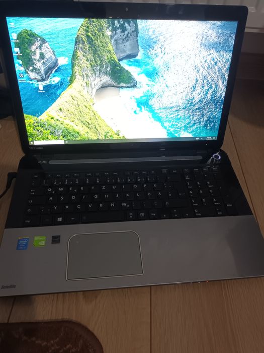 Oferta laptop gaming i7