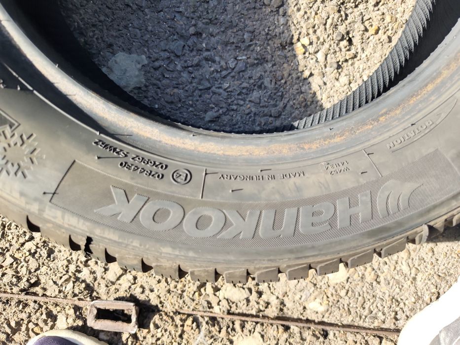 185/60/15" 4бр Hankook winter i sept rs2, dot3421,7mm