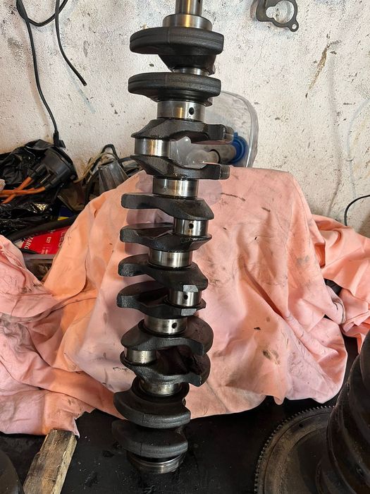 Коленвал BMW E34 92г 2л стантарт