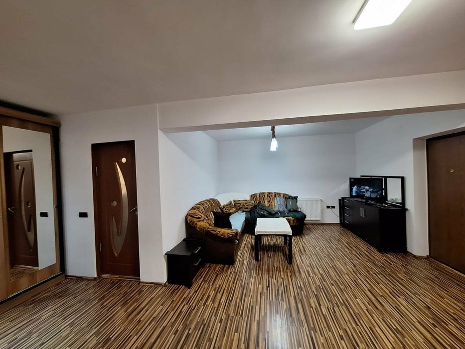 Chirie ap 2 camere Floresti