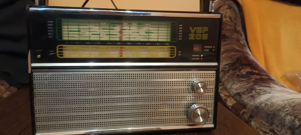 Radio Vef 206 Sharp gf 2800