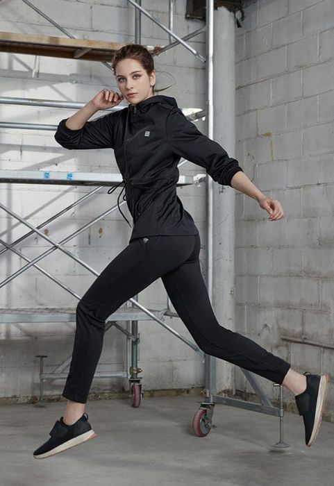 Термометр кастум и  Аленпика идеальный  костюм и спортивная одежда