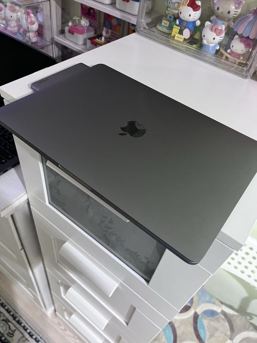 Macbook PRO M1 13-inch 2020