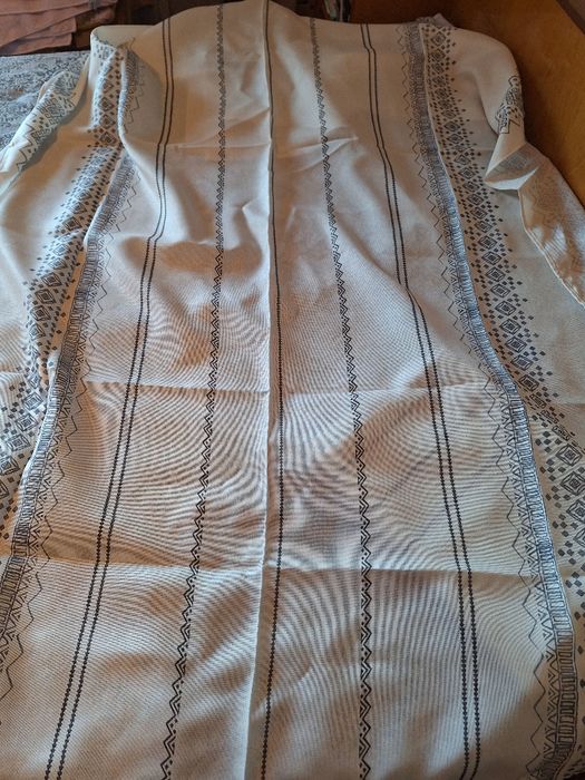 Ленена покривка 140/210 см