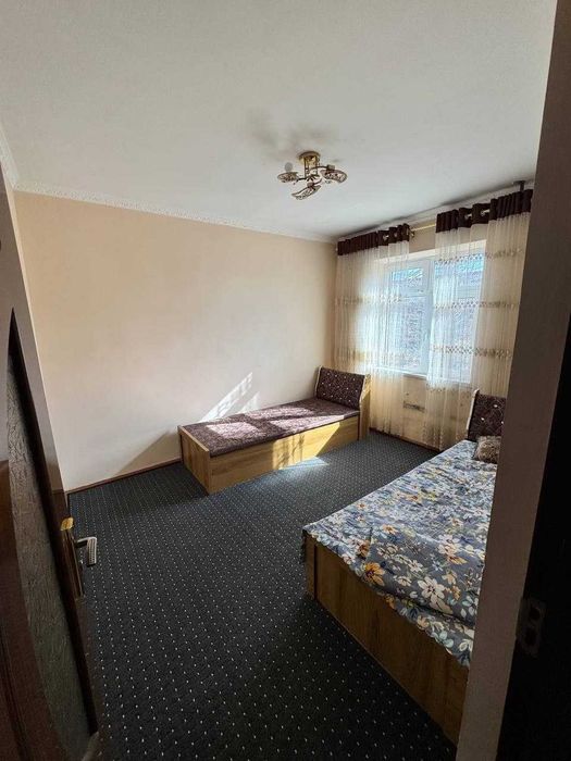 Уй сотилади 3 хонали