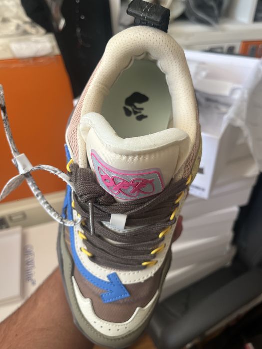 Off white odsy (marimi 41;42)