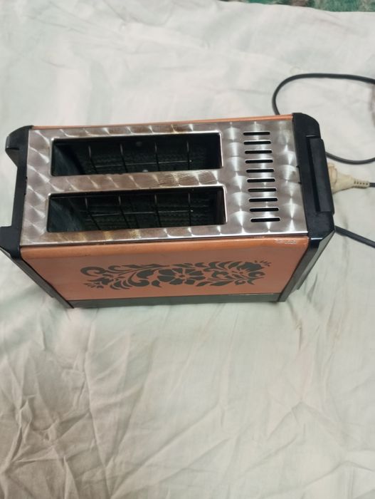 Продам тостер советского производства.