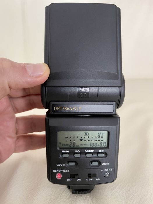 Falconeyes DPT386AFZ pentru Sony, Pentax, Olympus.