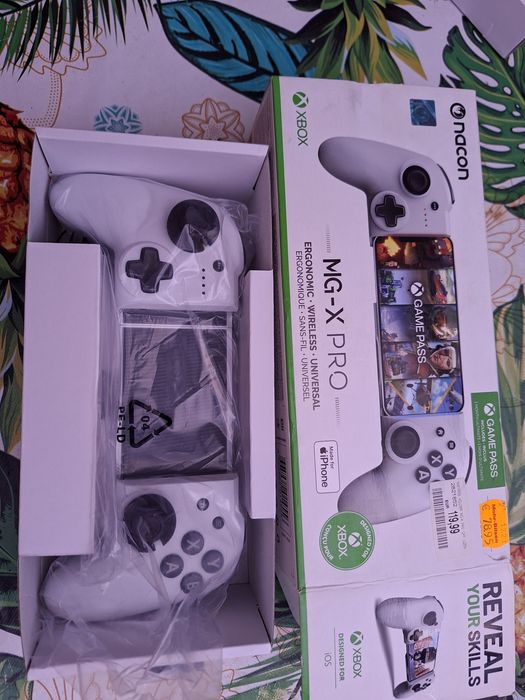 Wireless Джойстик за Iphone, MG-X Pro от Microsoft-Xbox