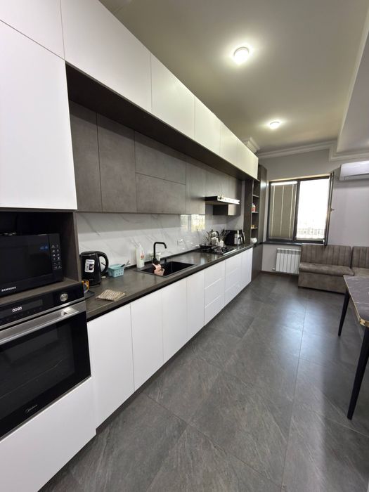 4/5/6 Эко базар 124м2