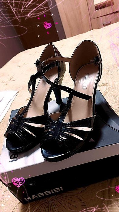 Vand pantofi eleganti
