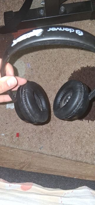 Vand casti cu bluetooth