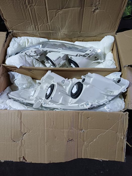 Продам фары новые