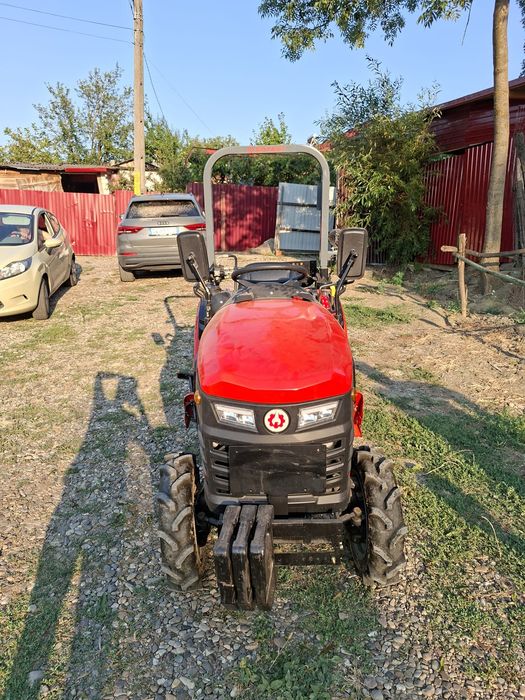 Tractor de vânzare