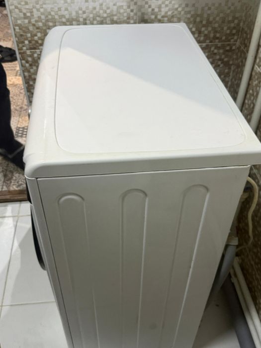 Стиральная машина INDESIT